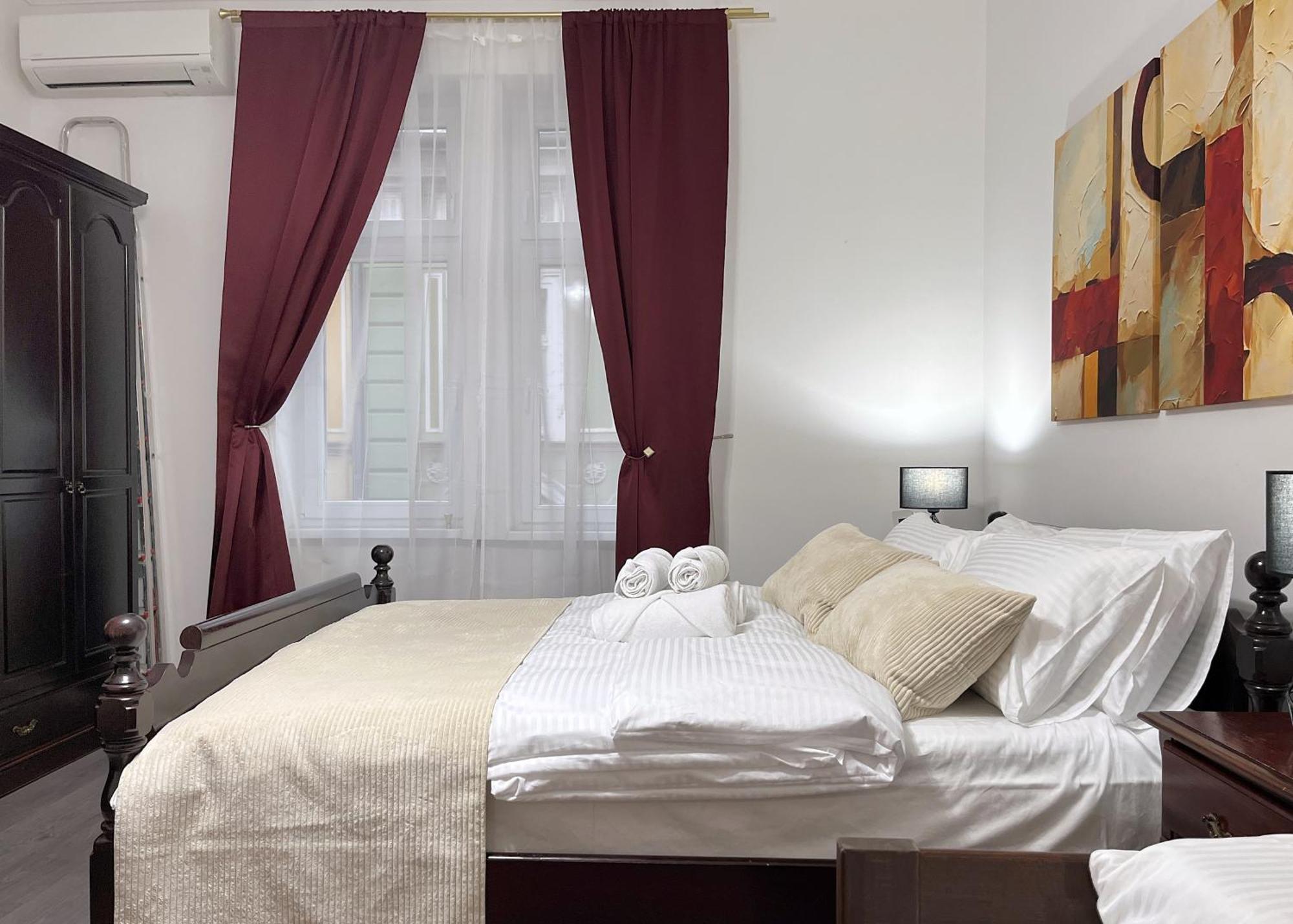 Main Street Retreat Apartment With Free Parking 사라예보 외부 사진